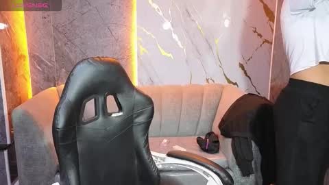 Snapshot of violeth_b chatting on October 21, 2025, 12:50 pm violeth_b online show from October 21, 2025, 12:50 pm