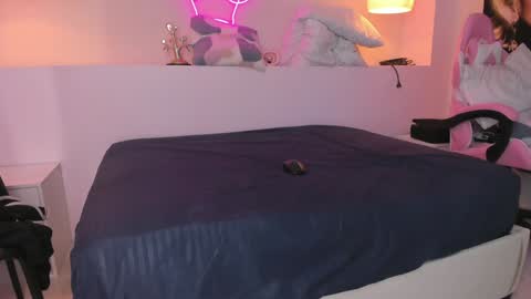 Violeth Hill online show from January 11, 2025, 2:09 am