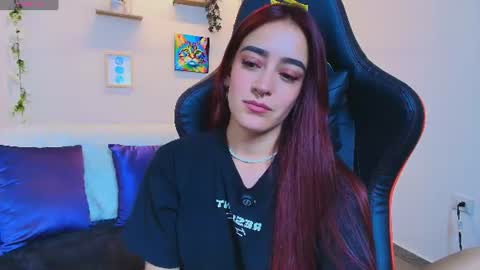 Snapshot of violeth_rosse_ chatting on June 26, 2026, 4:11 pm violeth_rosse_ online show from June 26, 2026, 4:11 pm