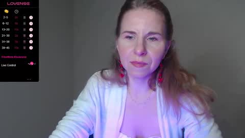 Snapshot of violetplath chatting on December 29, 2024, 10:57 pm Violet next stream December 6 online show from December 29, 2024, 10:57 pm