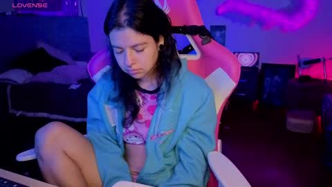   online show from March 31, 2026, 8:09 pm