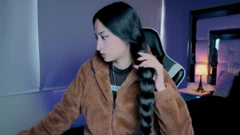 Snapshot of violetskinny chatting on June 4, 2026, 7:09 pm violetskinny online show from June 4, 2026, 7:09 pm