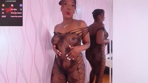 Snapshot of violetsmith11 chatting on January 25, 2025, 9:14 pm online show from January 25, 2025, 9:14 pm