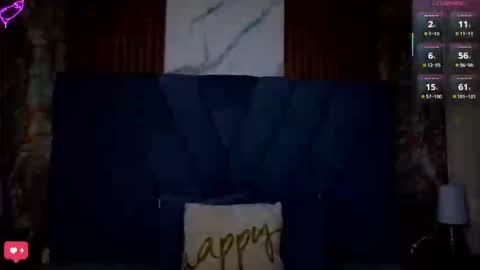 Snapshot of violett__golden chatting on September 27, 2025, 11:04 am ViolettGolden online show from September 27, 2025, 11:04 am