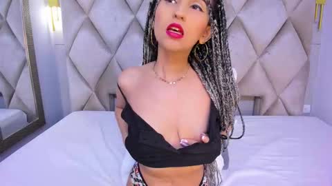 Violett  online show from January 16, 2026, 8:35 pm