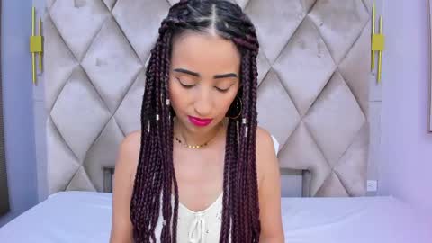 Violett  online show from April 8, 2026, 8:31 pm