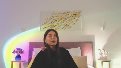 violetta_finch online show from April 4, 2026, 10:02 am