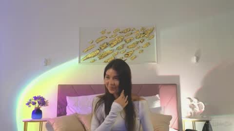 violetta_finch online show from April 6, 2026, 10:16 am