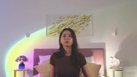 violetta_finch online show from April 17, 2026, 10:07 am