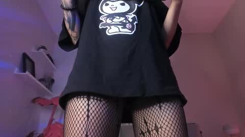 Violetta nur online show from February 1, 2026, 6:39 pm