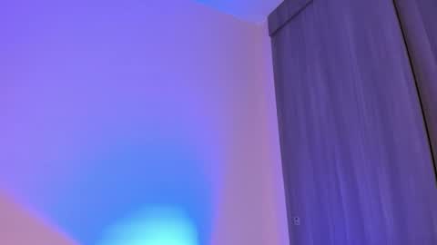 violetta independent model online show from March 21, 2026, 8:19 am