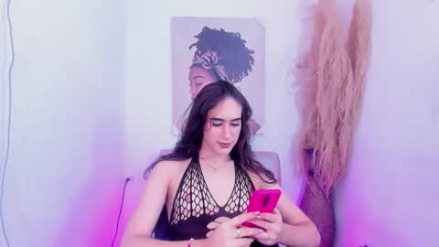 Snapshot of violetta_tss chatting on October 23, 2025, 9:46 pm Princess Violet Valerious Follow me IGX violetvalerious online show from October 23, 2025, 9:46 pm