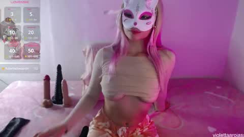 violettaarojass online show from December 15, 2025, 10:52 am