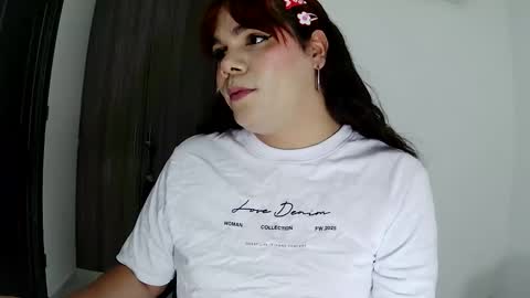 Snapshot of violettacam69 chatting on November 11, 2025, 7:14 pm violettacam69 online show from November 11, 2025, 7:14 pm