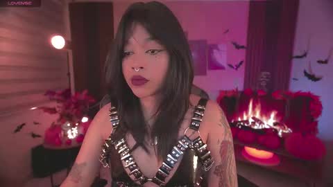 JULIE UWU online show from October 19, 2025, 5:57 pm