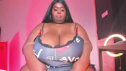 Snapshot of violette_plus chatting on July 11, 2026, 8:11 pm Call me valeria online show from July 11, 2026, 8:11 pm