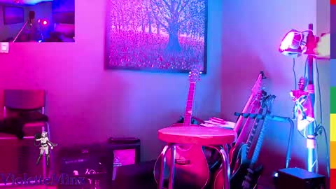 Snapshot of violetteminx chatting on September 21, 2025, 4:08 pm Violette online show from September 21, 2025, 4:08 pm