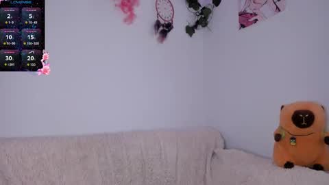 Violette  online show from March 7, 2025, 10:10 pm