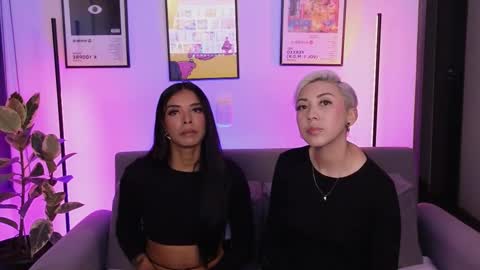 Snapshot of violettgrey_ chatting on March 3, 2026, 12:28 am Violet online show from March 3, 2026, 12:28 am