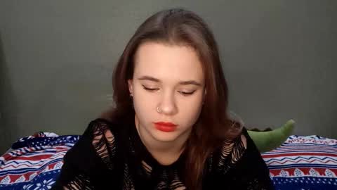 Snapshot of virgiehackney chatting on October 15, 2025, 11:21 am Mia online show from October 15, 2025, 11:21 am