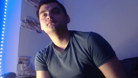 Snapshot of virgil____ chatting on December 6, 2024, 2:57 am virgil____ online show from December 6, 2024, 2:57 am