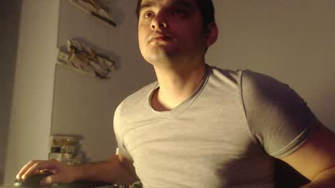 Snapshot of virgil____ chatting on December 6, 2024, 11:14 pm virgil____ online show from December 6, 2024, 11:14 pm