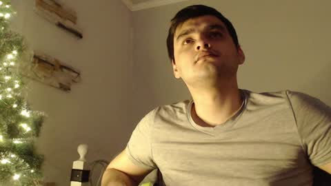 Snapshot of virgil____ chatting on December 21, 2024, 1:36 am virgil____ online show from December 21, 2024, 1:36 am