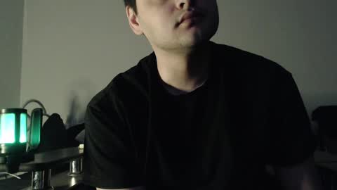 Snapshot of virgil____ chatting on February 12, 2025, 7:24 pm virgil____ online show from February 12, 2025, 7:24 pm