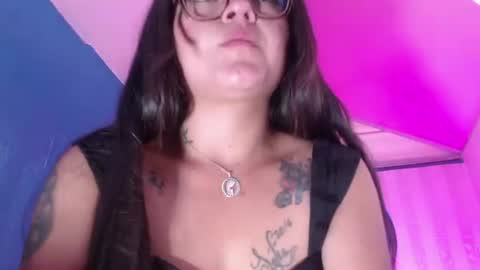 Snapshot of vitoria23_ chatting on June 24, 2026, 2:38 pm victoria 3 online show from June 24, 2026, 2:38 pm