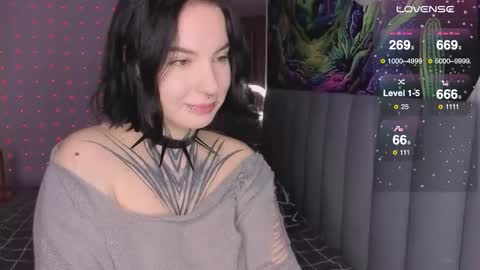 Snapshot of vivi__squirrel chatting on February 22, 2026, 4:46 am Vivi online show from February 22, 2026, 4:46 am