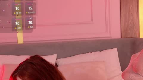 Snapshot of vivi_west chatting on April 5, 2026, 5:10 pm vivi_west online show from April 5, 2026, 5:10 pm