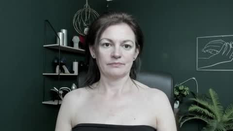 Snapshot of vivian_dream chatting on May 31, 2026, 7:59 am Vivian online show from May 31, 2026, 7:59 am