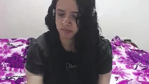 Snapshot of vivian_walt_ chatting on January 13, 2025, 7:32 am melissa online show from January 13, 2025, 7:32 am