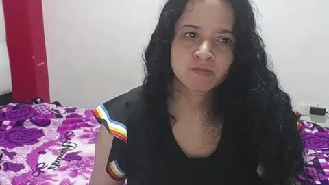 Snapshot of vivian_walt_ chatting on February 2, 2025, 7:52 am melissa online show from February 2, 2025, 7:52 am