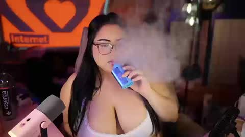 Snapshot of vivianaortega chatting on September 24, 2025, 11:30 pm Vivi online show from September 24, 2025, 11:30 pm