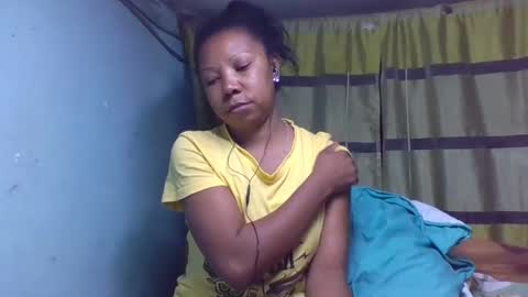 viviane0812 online show from February 3, 2026, 5:18 pm