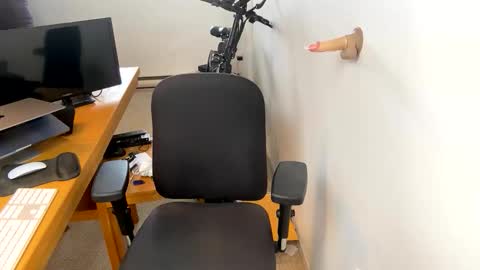 Vivlove online show from March 5, 2026, 6:15 pm