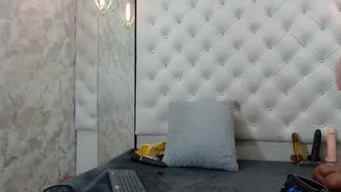 Snapshot of vivianrose3x chatting on February 18, 2026, 2:18 am VivianRose online show from February 18, 2026, 2:18 am