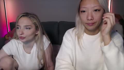 vivianwinters online show from November 30, 2025, 9:41 pm