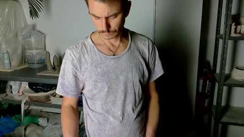 Snapshot of vivid_ether chatting on October 29, 2025, 11:50 pm Viv online show from October 29, 2025, 11:50 pm