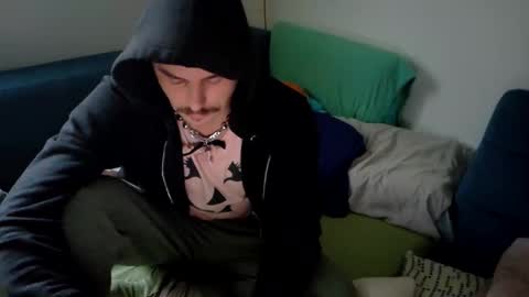 Snapshot of vivid_ether chatting on November 1, 2025, 1:13 pm Viv online show from November 1, 2025, 1:13 pm