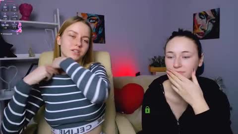 Snapshot of vivienne_sweet chatting on February 26, 2025, 4:24 pm Vivi online show from February 26, 2025, 4:24 pm