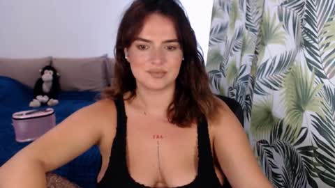 ViviRoses online show from July 23, 2026, 8:45 am
