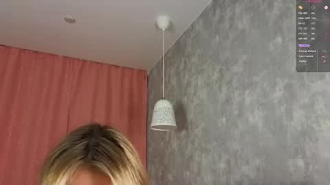 vivyboo111 online show from February 14, 2026, 8:27 pm