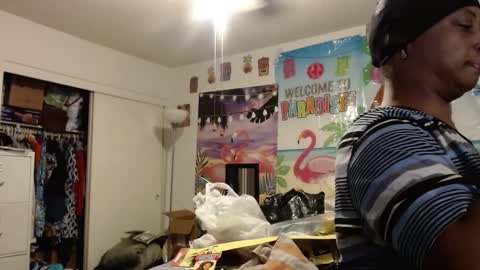 Snapshot of vixenfyre chatting on September 28, 2025, 1:00 am Vixen Fyre online show from September 28, 2025, 1:00 am