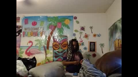 Snapshot of vixenfyre chatting on October 1, 2025, 4:29 am Vixen Fyre online show from October 1, 2025, 4:29 am