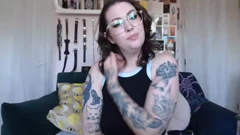 VIXIN online show from June 17, 2026, 3:57 pm