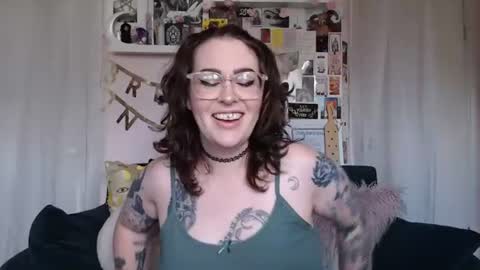 VIXIN online show from July 24, 2026, 5:00 pm