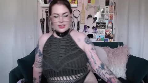 VIXIN online show from July 28, 2026, 6:20 pm