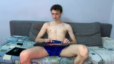 Snapshot of vlad_ggvldd chatting on May 28, 2026, 5:10 pm Vlad Dinovich online show from May 28, 2026, 5:10 pm